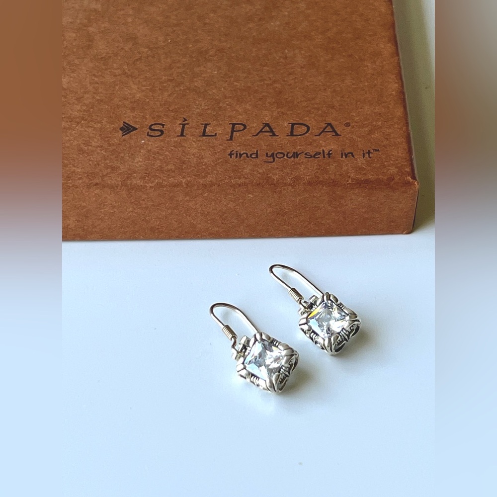 W0975 Silpada UPTOWN Zirconia Earrings on french wires.